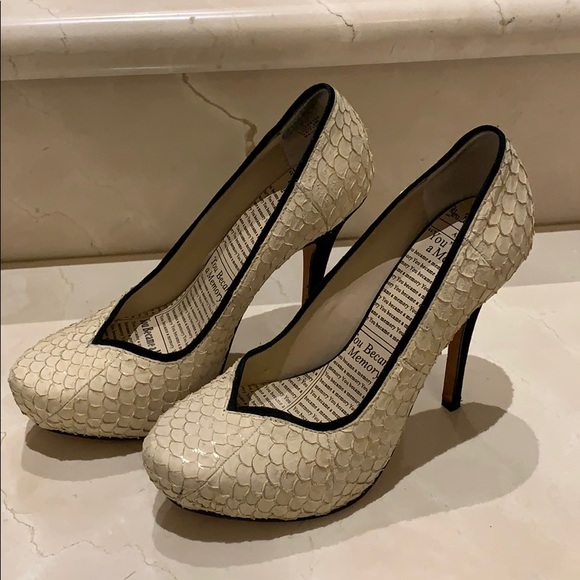 High heels - Picture 2 of 7